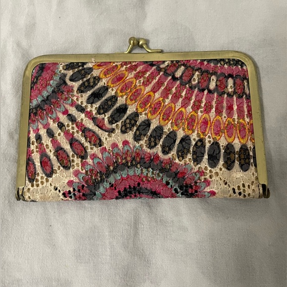 handmade vintage boho clutch. - Picture 3 of 3